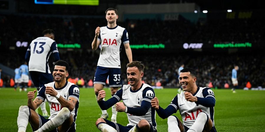 Liga Inggris - Fans Spurs Heran Lihat Aksi Pedro Porro Usai Cetak Gol Lawan Man City