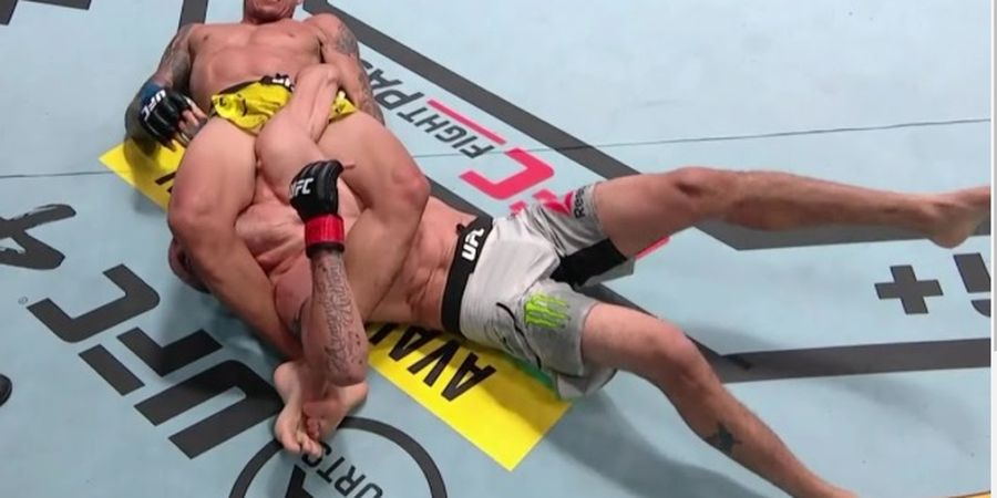 SEJARAH HARI INI - Tangan Sudah Dibuat Bengkok, Rival Terkutuk Khabib Menolak Dibekuk Raja Kuncian UFC