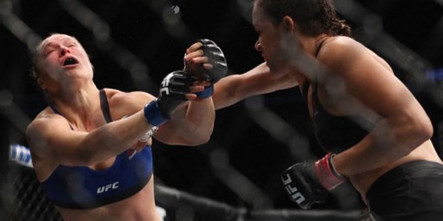 SEJARAH HARI INI - Amanda Nunes Pensiunkan Ratu Pertama UFC
