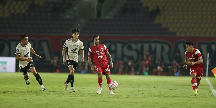 Hasil Liga 1 - Diwarnai Kartu Merah, Gol Telat Balotelli Antar PSM Makassar Raih Tiga Poin di Markas Persis Solo