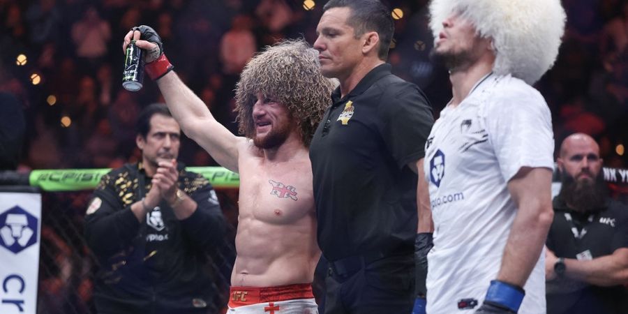 Tak Terlihat di UFC 311, Momen Kikuk Khabib Mau Ambil Sabuk Juara dari Bos UFC untuk Umar Nurmagomedov