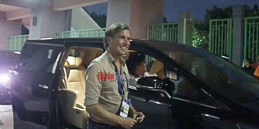 Media Belanda Beberkan Alasan SC Heerenveen Ingin 'Bajak' Alex Pastoor dari Timnas Indonesia