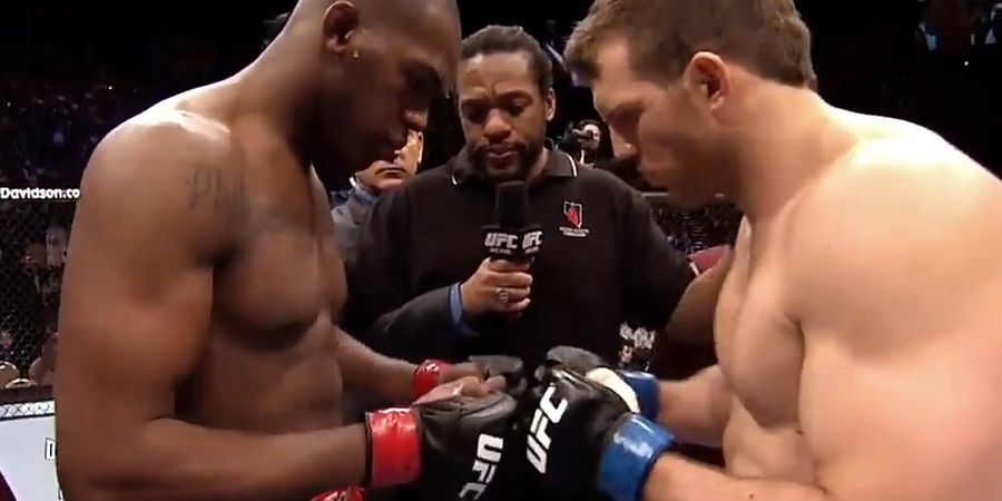 SEJARAH HARI INI - Jagoan Tak Terkalahkan 12-0 Didominasi, Jon Jones Buka Gerbang Menuju Takhta UFC