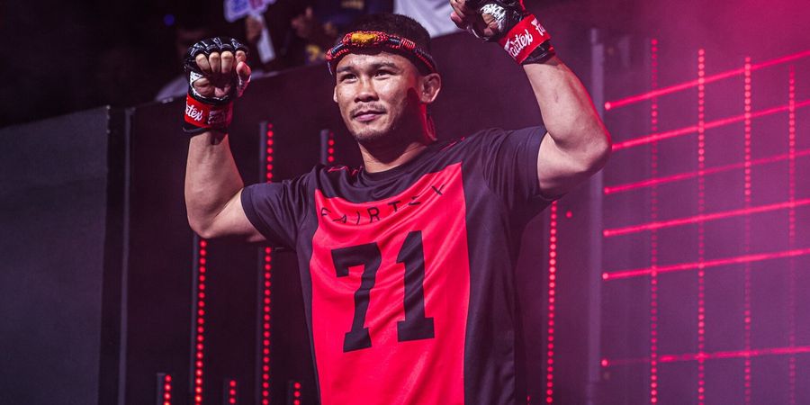 ONE Championship - Turun Divisi ke Kelas Terbang, Nong-O Klaim Lebih Cepat dan Lincah