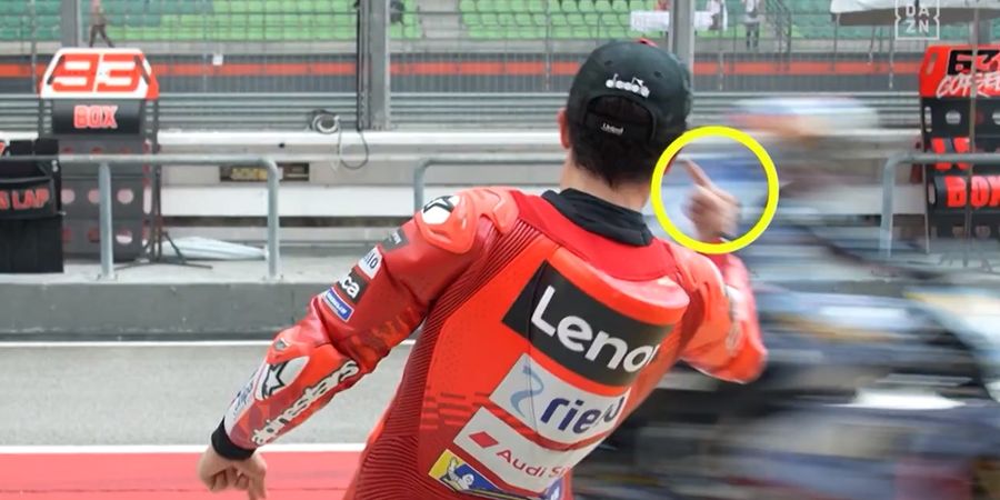 Jari Tengah Marc Marquez ke Adik yang Mengusik dan Potensi Kembalinya Teror Ducati Satelit di MotoGP 2025