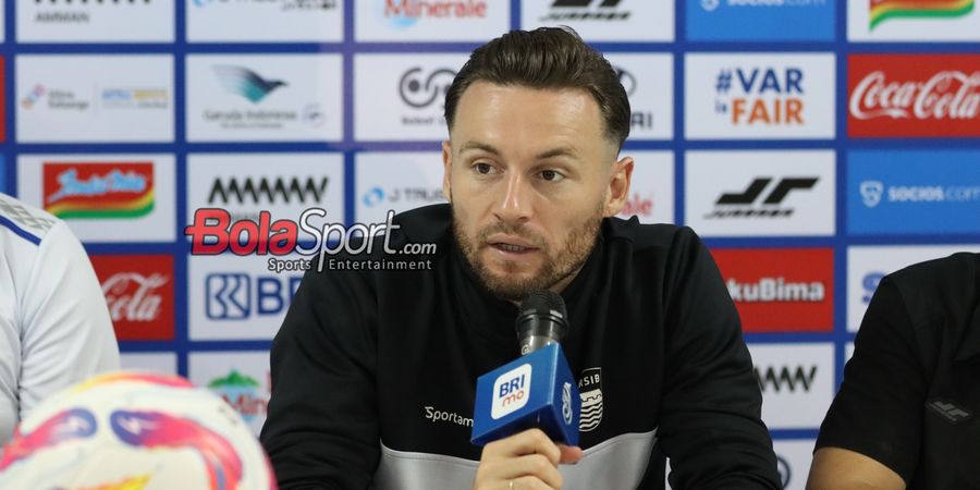 Pesan Mengharukan Marc Klok Buat Suporter Persib dan Persija