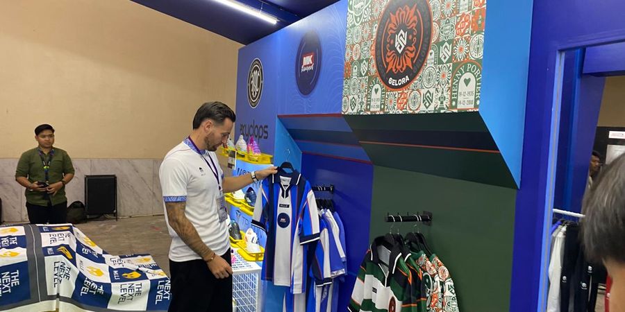 Kapten Persib dan Pemain Timnas Indonesia Luncurkan Jersey Baru dari Mills di JSD 2025