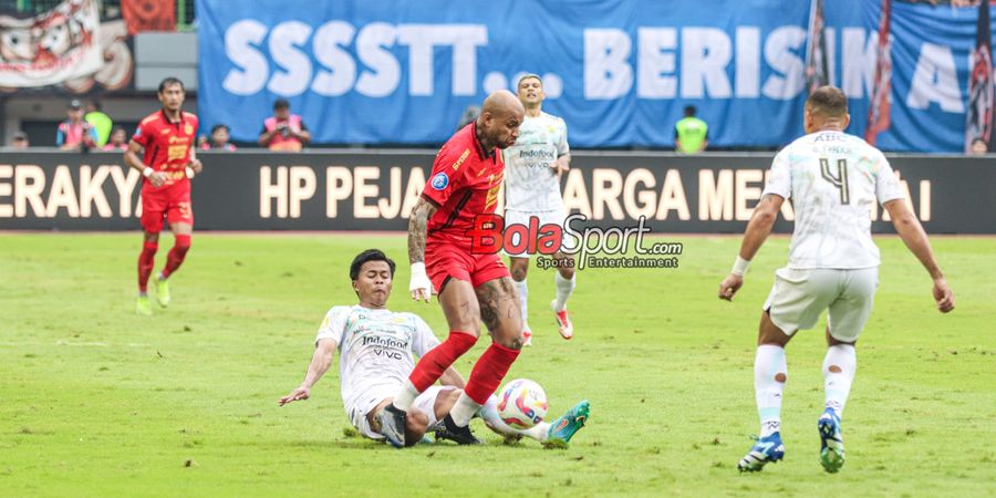 Komentar Bertolak Belakang Carlos Pena dengan Bojan Hodak soal Wasit yang Pimpin Duel Klasik Persija Vs Persib