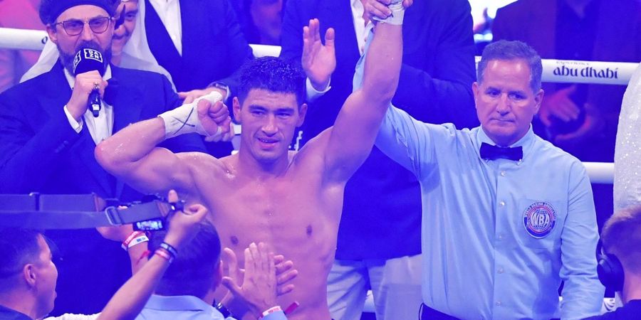 Hasil Tinju Dunia - Dendam Pawang Canelo Alvarez Pecah, Dmitry Bivol Jadi Juara Sejati