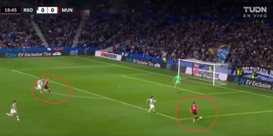 Momen Fatal Dalot Tak Oper Bola kepada Hojlund dalam Peluang Emas Man United, Apa sih yang Ada di Pikirannya?