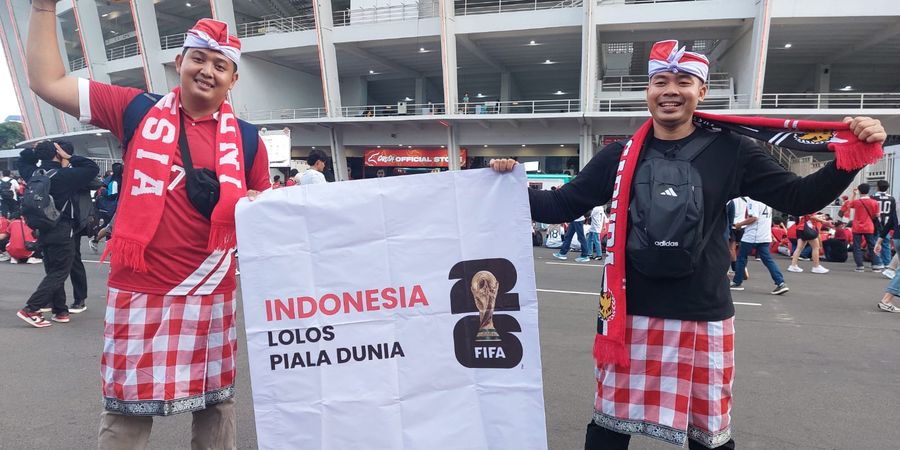 Rela Datang Jauh dari Bali Demi Timnas Indonesia Vs Bahrain, Suporter: Patrick Kluivert Jangan Senyum-senyum