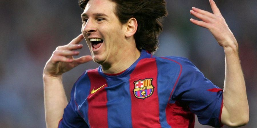 SEJARAH HARI INI - Permainkan Pertahanan Lawan Bareng Ronaldinho, Lionel Messi Cetak Gol Pertama untuk Barcelona