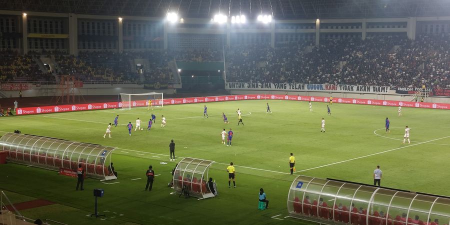 Hasil Liga 1 - Finishing Mematikan Gelandang Timnas Indonesia Bawa Arema FC Permalukan Persis