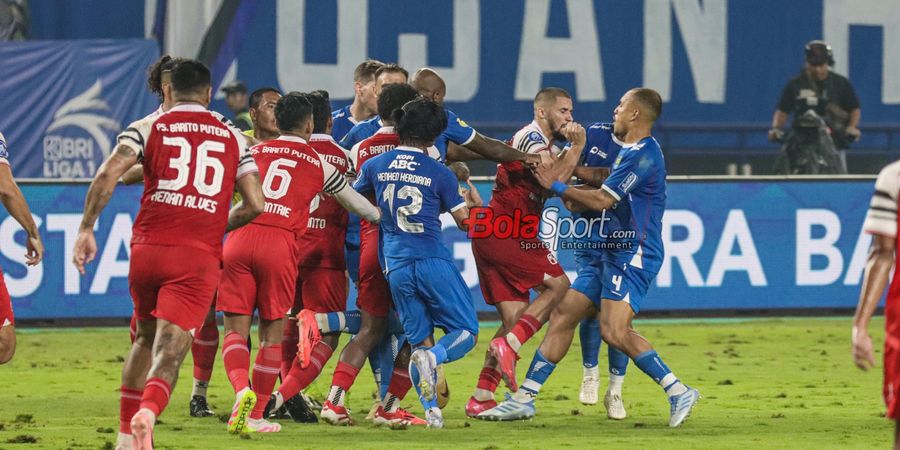 Baru Sembuh Cedera ACL, Segenap Pemain Persib dan Bobotoh Lindungi Febri Hariyadi dari Tekel Brutal Murilo Mendes