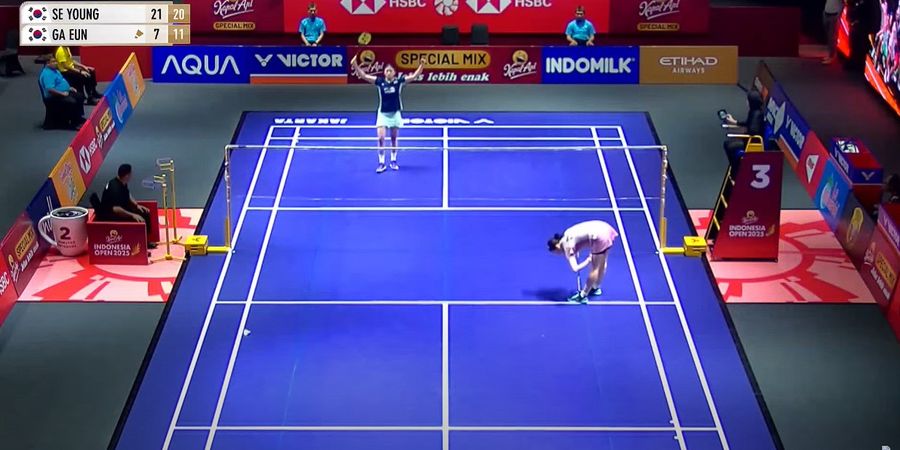 Hasil Indonesia Open 2025 - Perang Saudara Berakhir Tragis, Ratu Bulu Tangkis Dunia Singkirkan Rekan Senegara