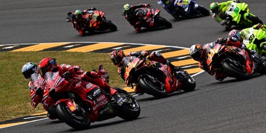 Hasil Sprint Race MotoGP Italia 2025 - Marc Marquez dan Alex Marquez Kompak Sulitkan Francesco Bagnaia Lagi di Rumah Valentino Rossi