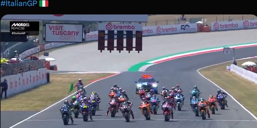 Hasil Moto2 Italia 2025 - Sang Pemuncak Klasemen Kembali dari Keterpurukan, Rekan Setim Mario Aji Masih Stagnan