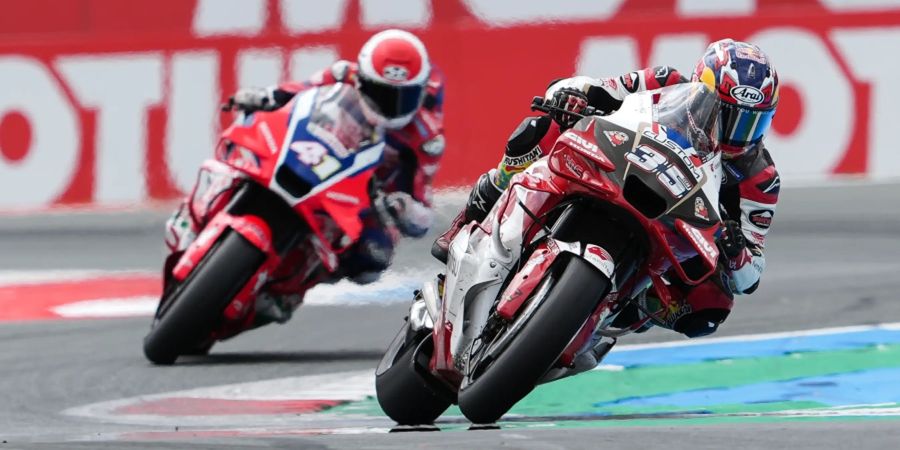 Debut MotoGP bareng Honda Itu Sulit, Senior Mario Aji Jangan Digunjing meski Harus Diberi Jalan Rekan Sendiri untuk Finis Ke-15