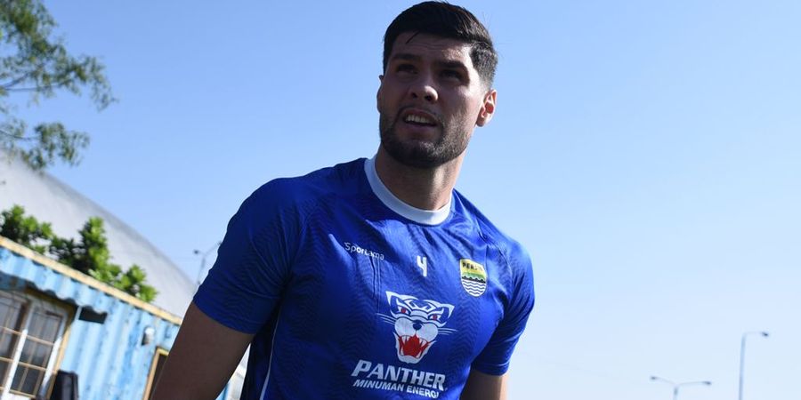 Gara-gara Persib, Bek Anyar Maung Bandung Akhirnya Bisa Reuni dengan Striker Mematikan