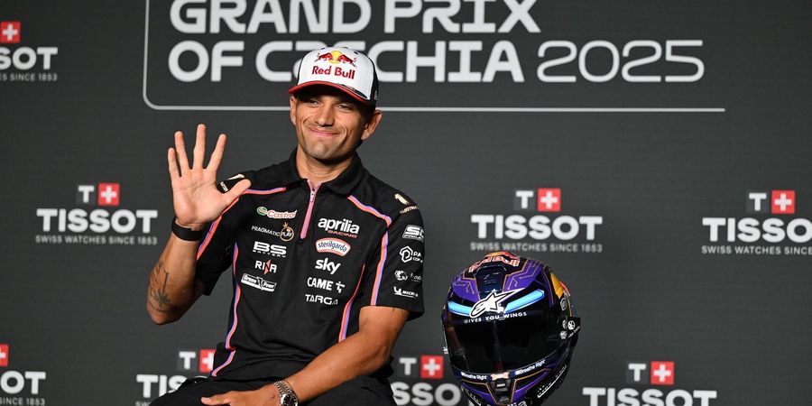 Ada Kecurigaan Musuh Bebuyutan Rossi yang Bikin Martin Mau Bertahan di Aprilia