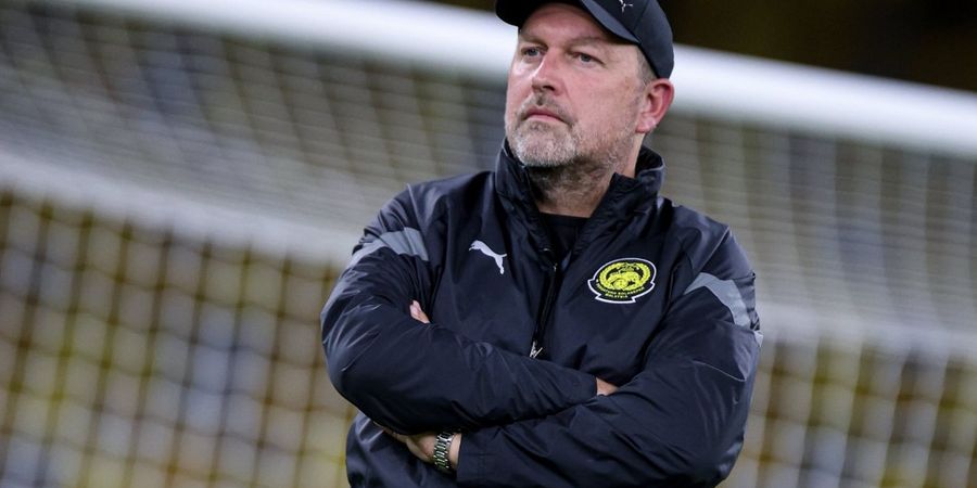 Usai Tak Terkalahkan Bersama Timnas Malaysia, Peter Cklamovski Kini Terpaksa Kehilangan Segalanya