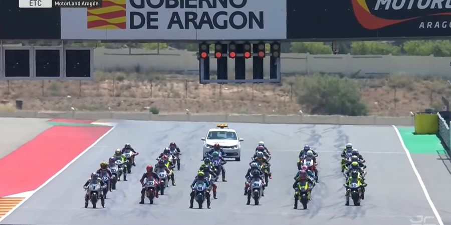 Hasil JuniorGP Aragon 2025 - Dibuka Red Flag, Ramadhipa Finis 6 Besar ETC meski Dihukum Long Lap Penalty