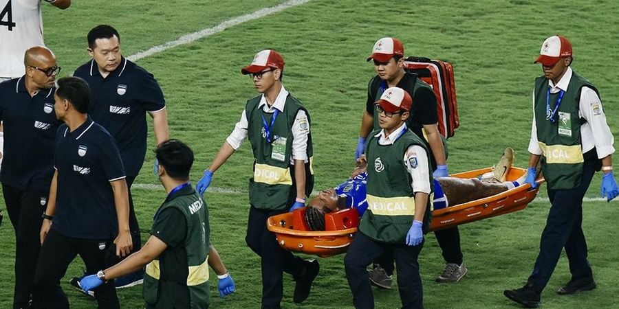 Cedera Parah saat Lawan Tim Australia, Striker Persib Terancam Absen Panjang?