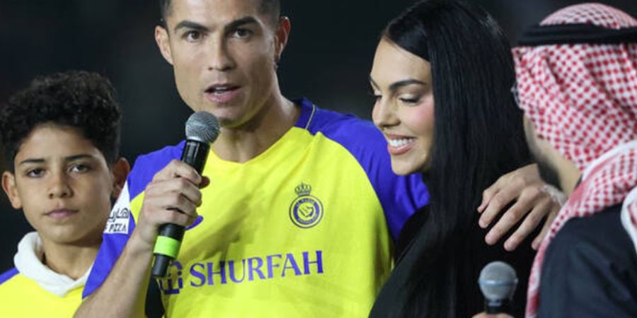 Ronaldo Diam, Georgina Rodriguez Umumkan Pertunangan, Cincinnya Rp65 Miliar