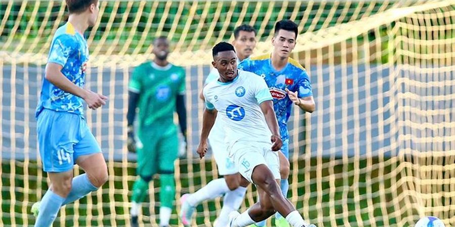 Tanpa Kim Sang-sik, Timnas Vietnam Dibantai Klub Lokal di Laga Uji Coba