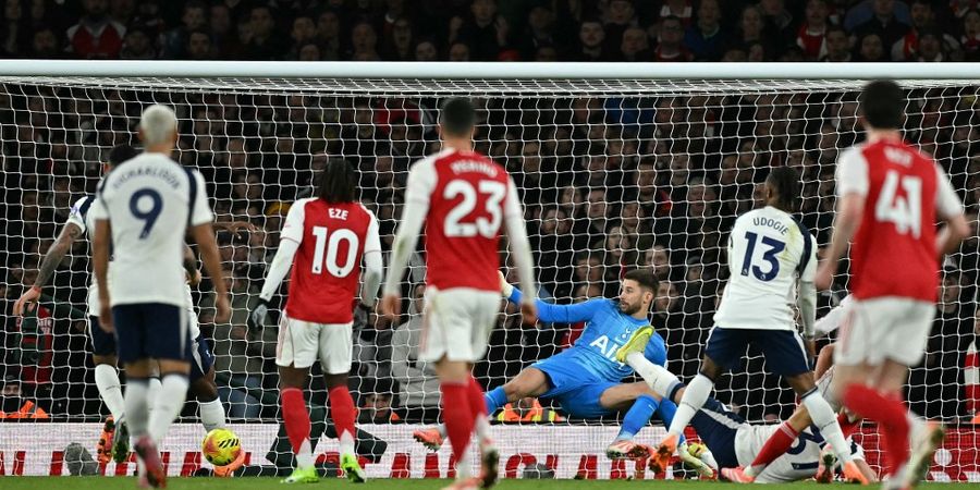 Hasil Liga Inggris - Diwarnai Hattrick Eze dan Gol Indah Richarlison, Arsenal Jadi Penguasa London Utara