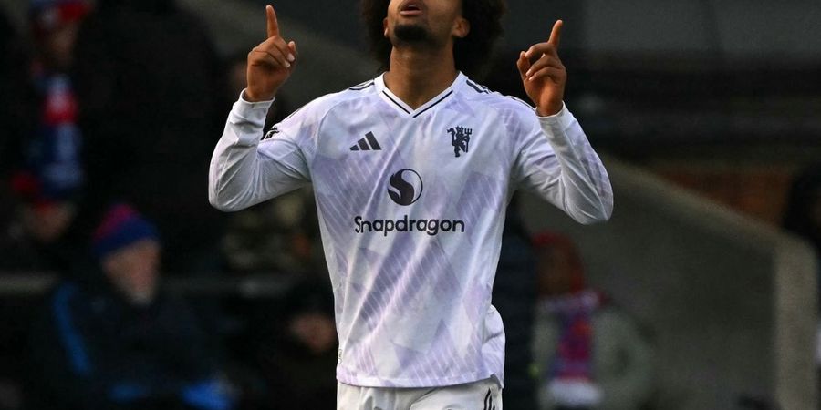 Buka Puasa 364 Hari Tanpa Gol dan Bawa Man United Menang, Zirkzee: Terima Kasih Amorim