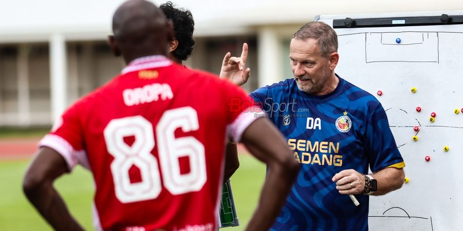 Eks Pelatih Persib Bertekad Buat Panas Persija Saat Lawan Semen Padang