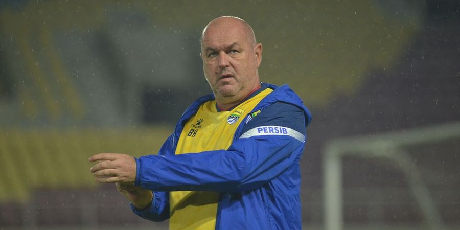 Hal yang Ditakuti Pelatih Persib Bandung dari Semen Padang FC