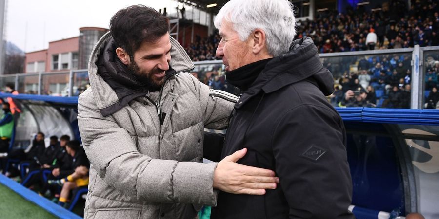 Ogah Diajak Salaman usai Roma Keok Lawan Como, Gasperini Diajari Fabregas soal Sikap Hormat