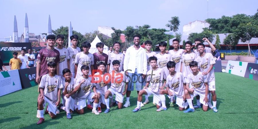 Daniel Sturridge dan Legenda Timmas Indonesia Turun Langsung Latih Talenta Muda di Bekasi