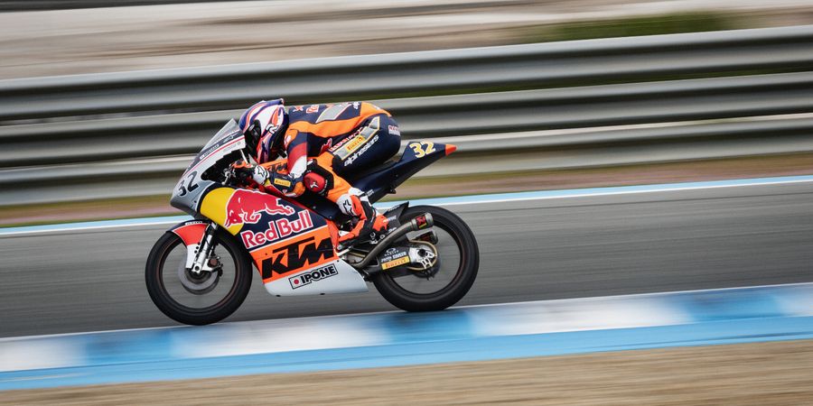 Hasil Red Bull Rookies Cup Spanyol 2026 - Ramadhipa Menang! Finis Pertama dari Start Ke-17