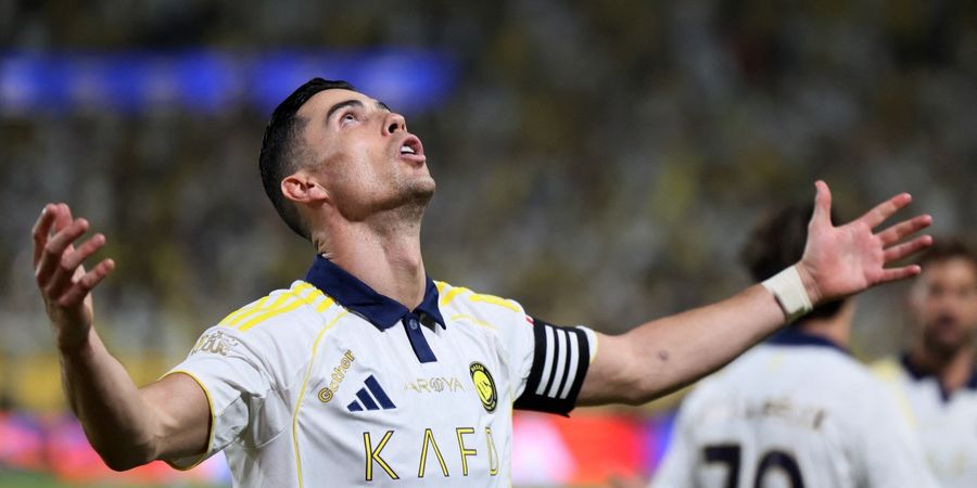 Tembus 65 Gol Perekik, Ronaldo Butuh Berapa Lagi untuk Samai Rekor Messi?