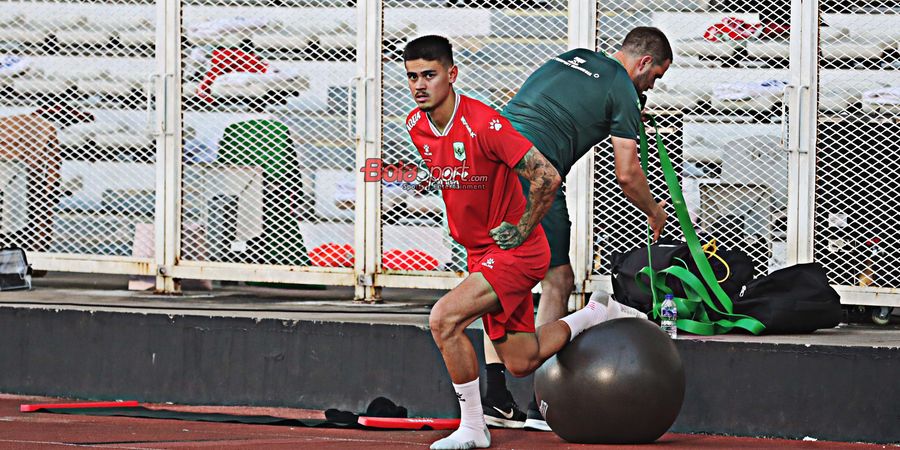  Bek Timnas Indonesia Mees Hilgers Mangkir dari Latihan Pertama FC Twente usai Kontrak Diperpanjang Otomatis, Dikait-kaitkan dengan Feyenoord