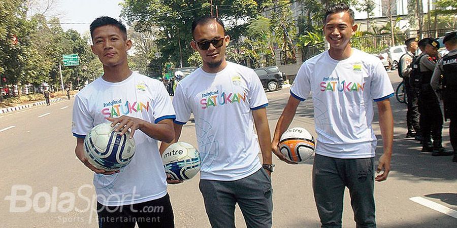 Rayakan Iduladha, Pemain Persib Bandung Berkurban