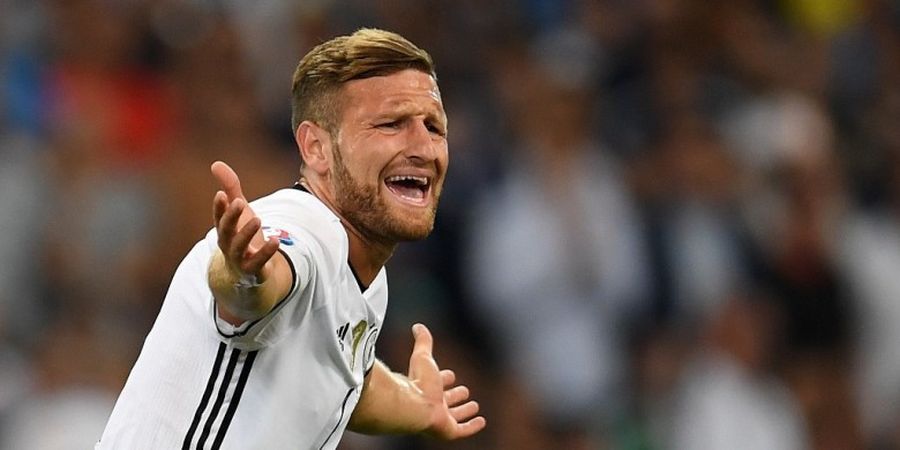 Ini Pemain yang Yakinkan Mustafi ke Arsenal