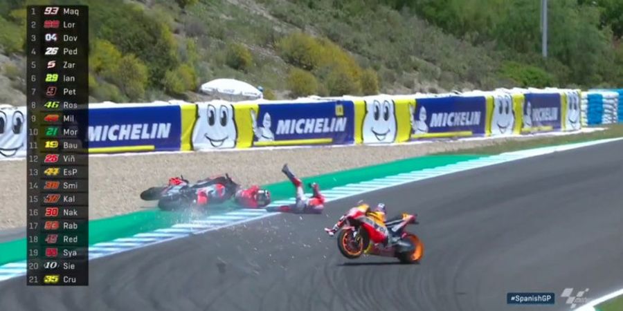 Begini Pendapat FIM soal Tabrakan Beruntun Dani Pedrosa yang Dicuekin Race Director