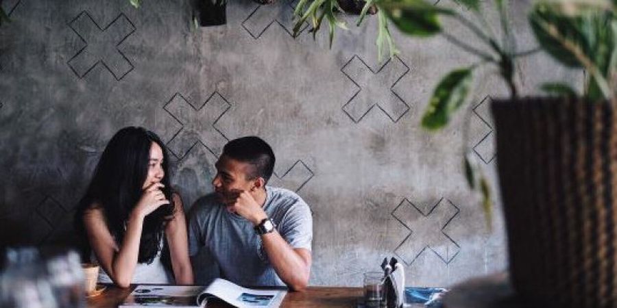 GALERI FOTO - Kemesraan Atlet Renang Nasional Gagarin Nathaniel dengan Kekasihnya Bagaikan Kisah Raja dan Permaisuri, Romantis Banget!