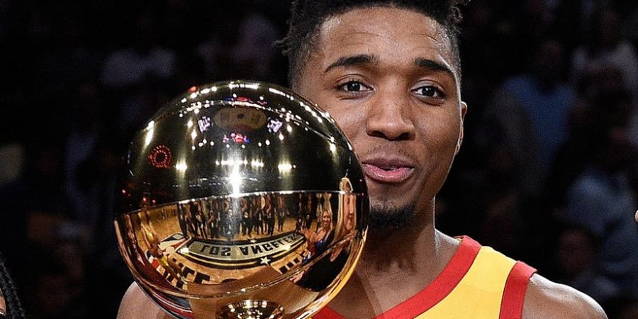 NBA All-Star 2018 - Donovan Mitchell Menangi Kontes Slam Dunk