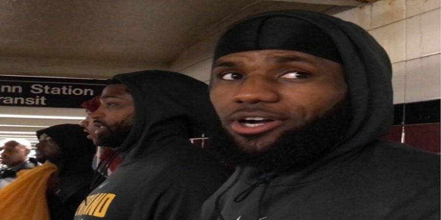 Keseruan LeBron James dkk Menghindari Kemacetan New York dengan Subway