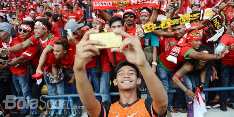 Indonesia Vs Kamboja - Lucu, 3 Pemain Timnas Indonesia Ini Sempat Narsis Sebelum Pertandingan