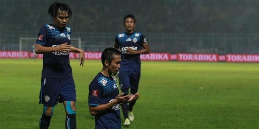 Arema FC Bakal Miliki Pelatih Baru di Skuatnya