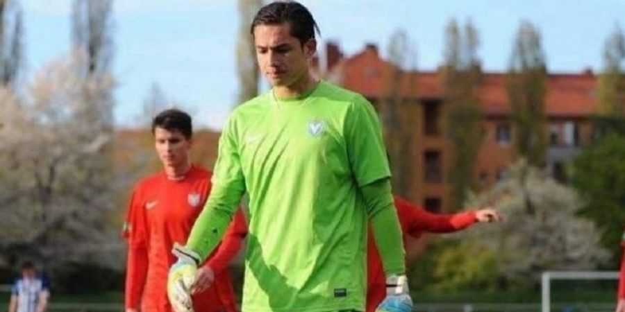 Kiper Muda Blasteran Jerman-Thailand Sedang Membuat Penasaran di Negeri asal Ibunya