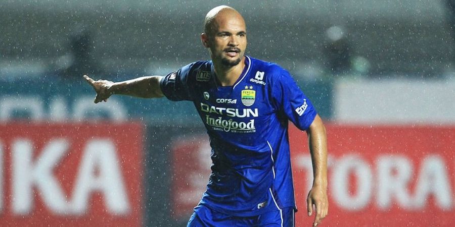 Bertemu Legenda Persib Bandung, Robert Alberts: Pemain Hebat yang Saya Hormati