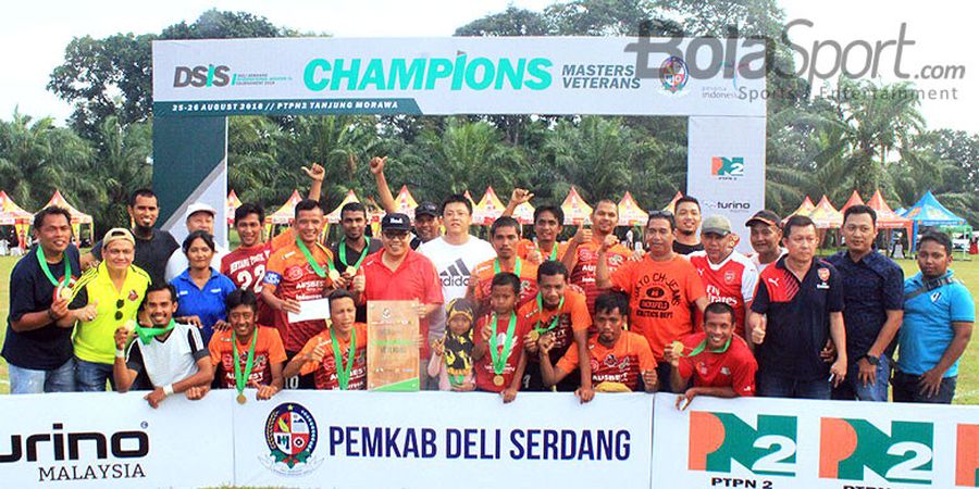 Binjai Putra dan Bintang Timur Kampiun Deli Serdang International Soccer 2018