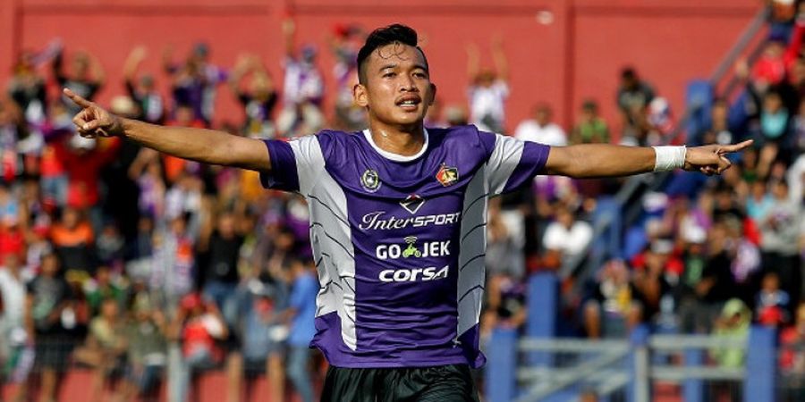 Gelandang Ini Gagal Selamatkan Klubnya Degradasi ke Liga 3, namun Persela Berpeluang Pakai Jasanya